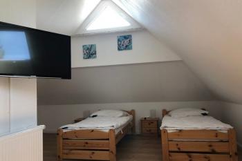 2. Schlafzimmer