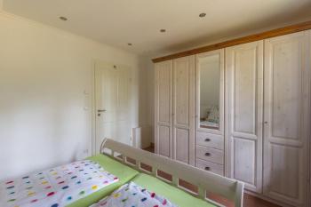 2. Schlafzimmer